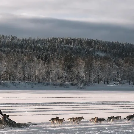 Nova Galaxy Village * Рованиеми