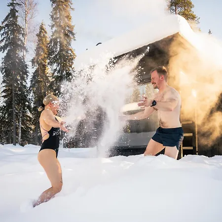 Nova Galaxy Village روفانييمي